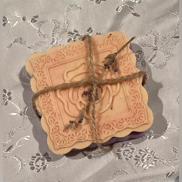 Homemade hand and body soap - Picture 6 of 14